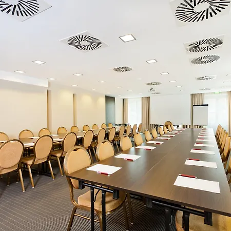 Hotel Qubus