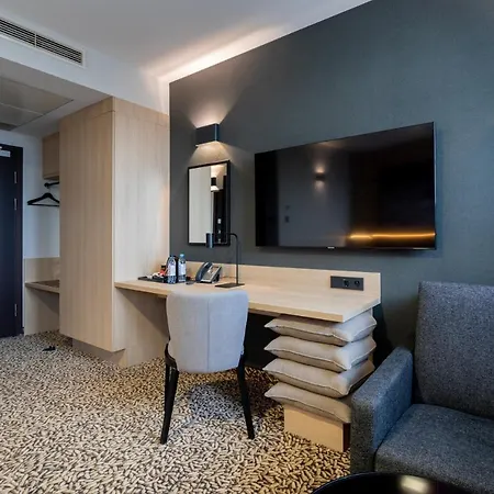 Hotel Qubus