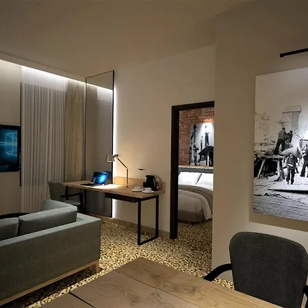 Hotel Qubus