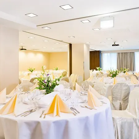 Hotel Qubus 4*