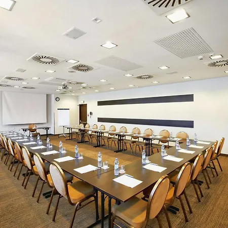 Qubus Hotel 4*