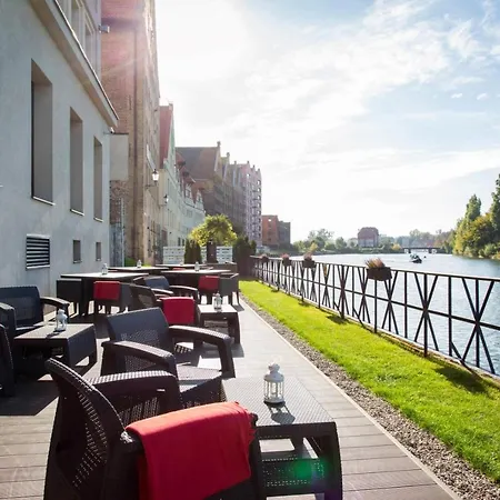 Qubus Hotel