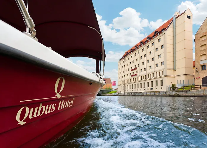 Hotel Qubus